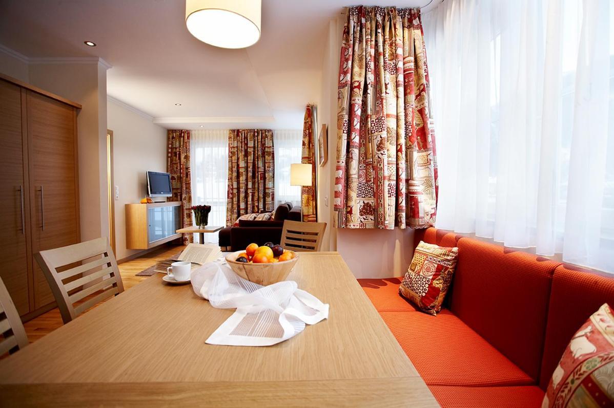 Sonnblick Apartments Und Zimmer - Nationalpark Sommercard Inklusive Hollersbach im Pinzgau Kültér fotó